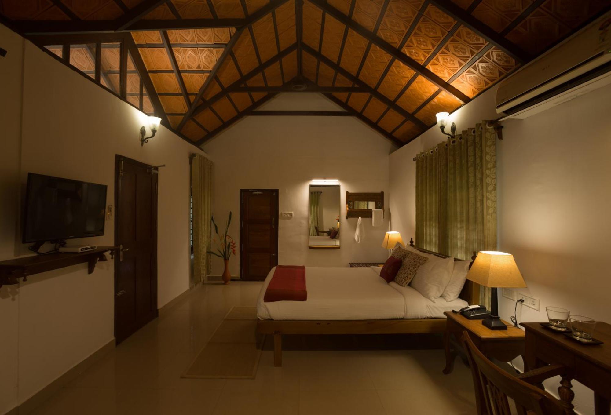 Palmgrove Lake Resort Alappuzha ภายนอก รูปภาพ