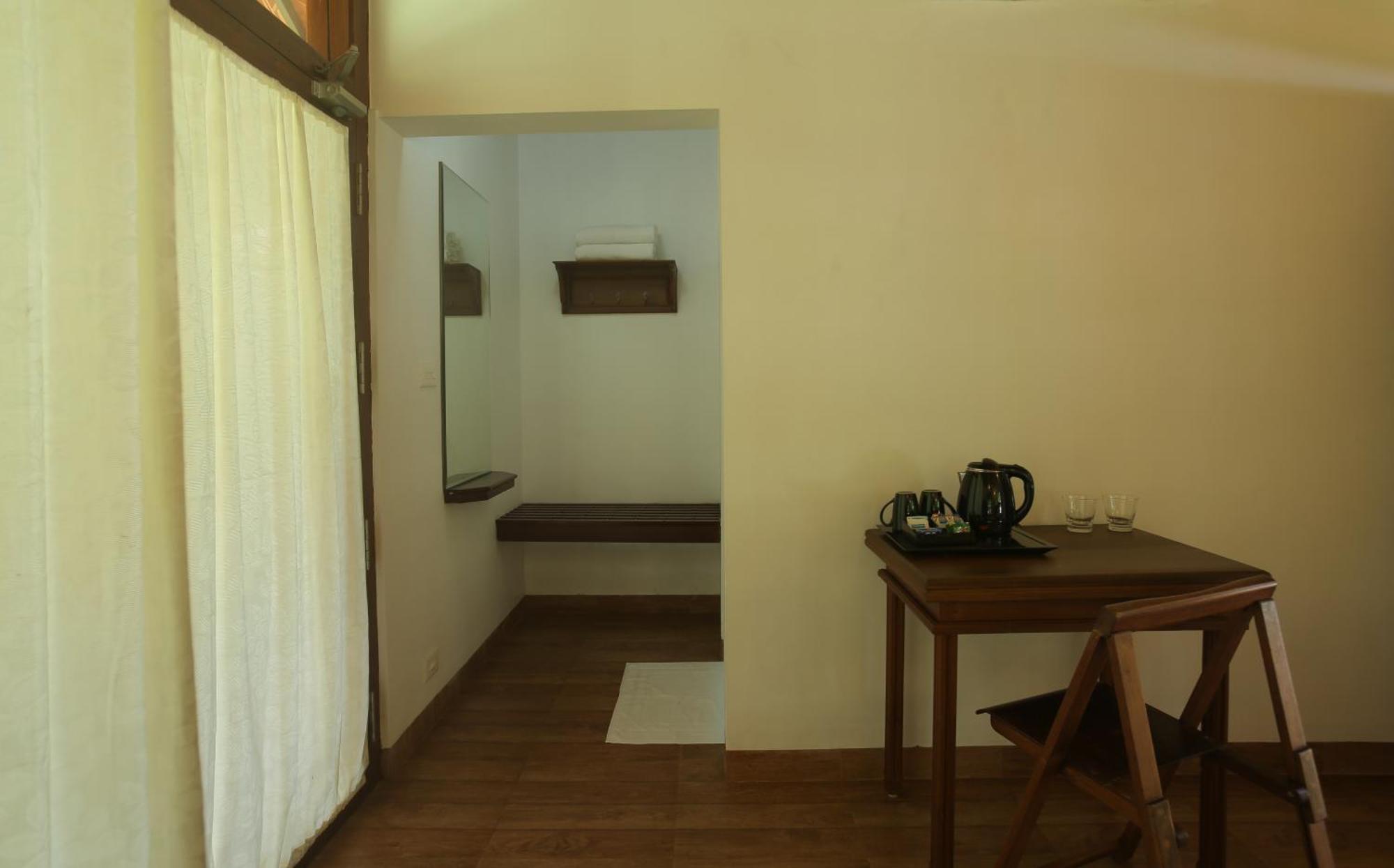 Palmgrove Lake Resort Alappuzha ภายนอก รูปภาพ